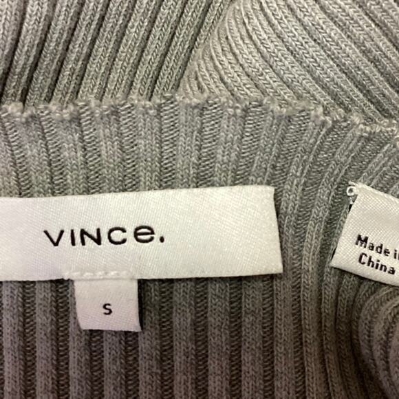 Vince Gray Ribbed Knit Turtleneck Sleeveless Stretch Sweater Vest Top Size S - Picture 3 of 4
